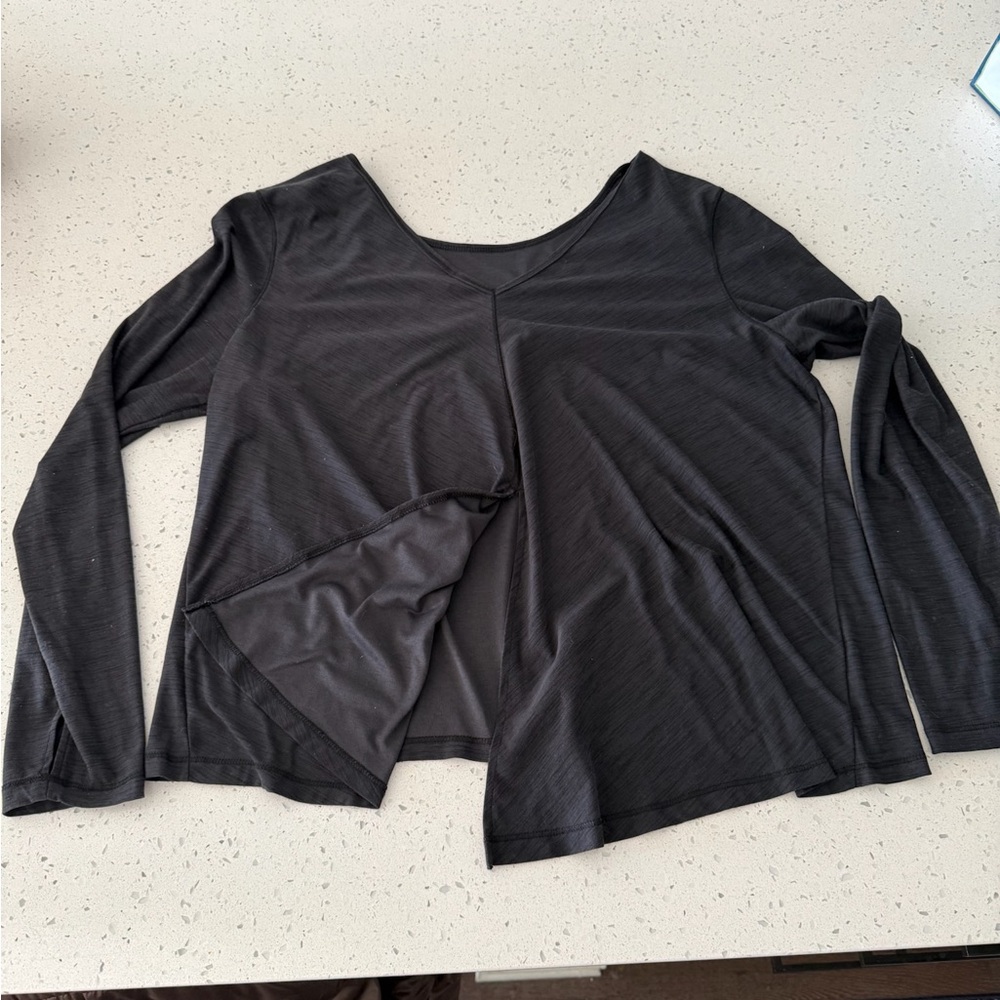 GrayOld Navy Breathe On Go-Dry Top